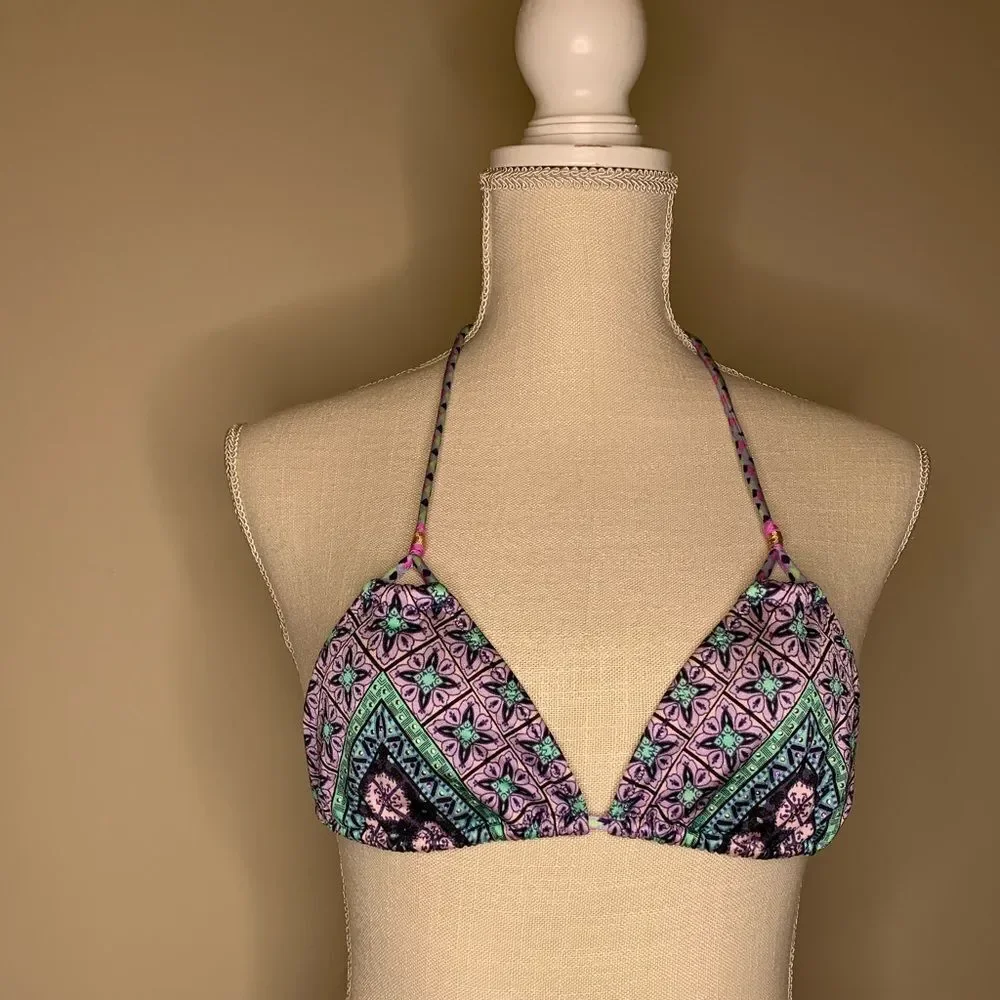 ladies Victoria's Secret Bathing Suit Bikini top small